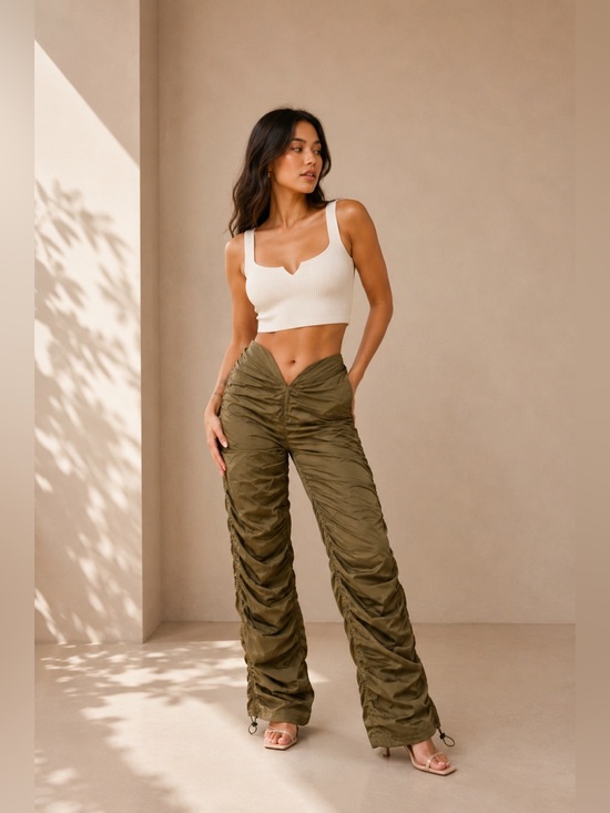 Fashion Nova Pants - 💚 Fashion Nova Ruched Stacked Parachute Pants • Olive • Medium • NWT